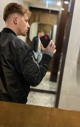 OnlyFans account  lionelcartel header 2