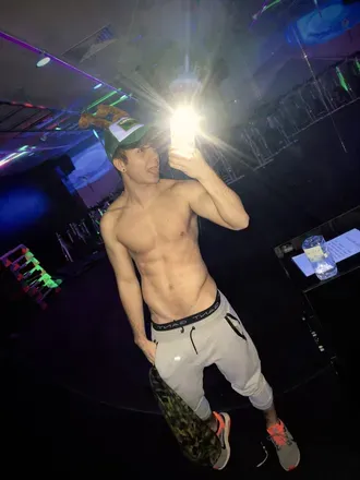 OnlyFans cuenta szabyest header 2