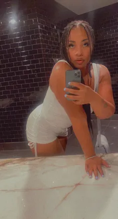 OnlyFans cuenta queenblackbarbie header 2