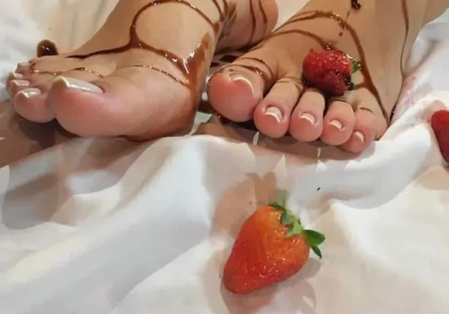 OnlyFans cuenta feetsexyx10 avatar 1