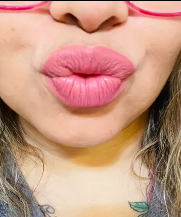 OnlyFans cuenta u252373075 header 2
