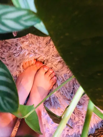 OnlyFans cuenta lightlyfeet header 2