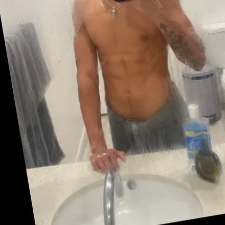 OnlyFans cuenta emac_09 header 2