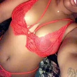 OnlyFans cuenta bustydesertbaby avatar 1