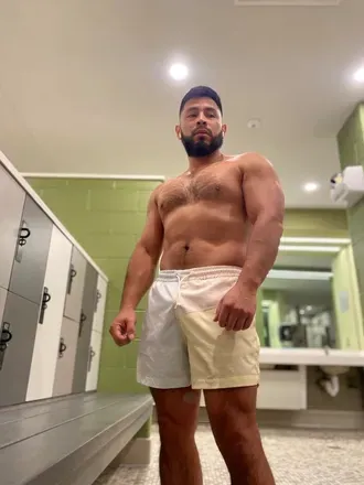 OnlyFans cuenta oz_on header 2