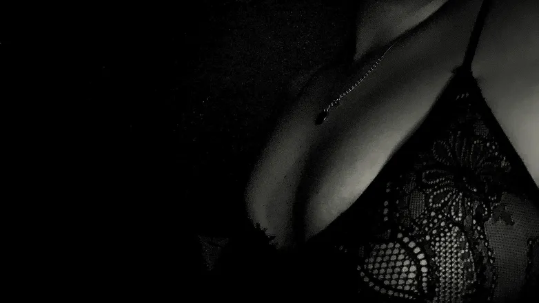 OnlyFans cuenta lila_rose_shhh.x header 2