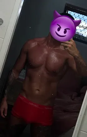 OnlyFans cuenta warren1017 avatar 1