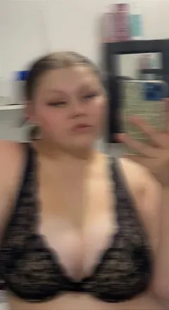 OnlyFans cuenta leahlulu32 avatar 1