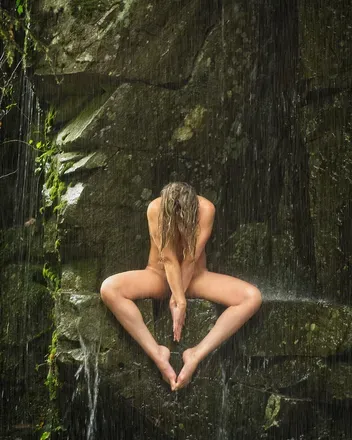 OnlyFans cuenta yoga_booty69 avatar 1