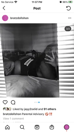 OnlyFans cuenta prettyassmaniacc header 2
