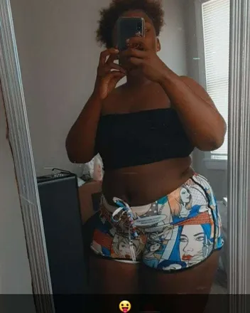 OnlyFans cuenta chocolate_munchkin_ header 2