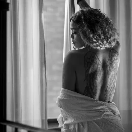 OnlyFans account  memissymb header 2