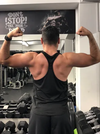 OnlyFans cuenta andrewholiday88 header 2
