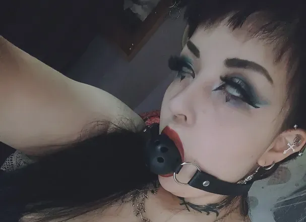 OnlyFans cuenta nevandemonax avatar 1