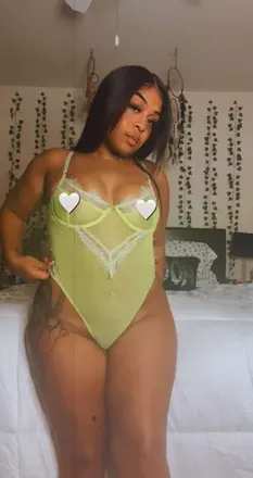 OnlyFans account  prettypay header 2