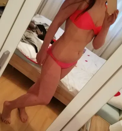 OnlyFans cuenta larasoft95 avatar 1