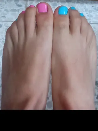 OnlyFans account  feetpics325 header 2