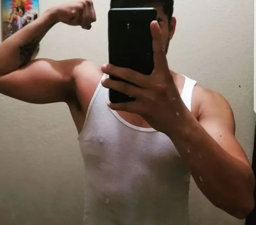 OnlyFans cuenta leo83014957 header 2
