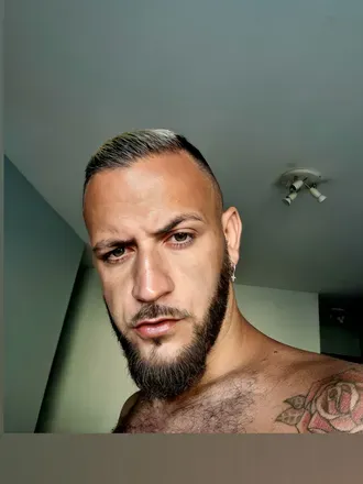 OnlyFans account  kevinlcoff avatar 1