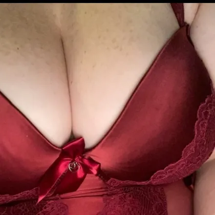 OnlyFans cuenta naughty_boobs header 2