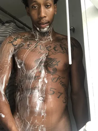 OnlyFans cuenta leoking90 header 2