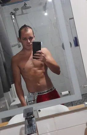 OnlyFans cuenta mtorreto header 2