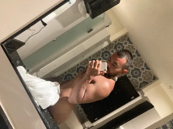 OnlyFans account  cutberto93 header 2