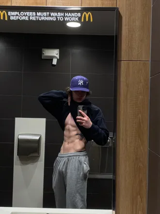 OnlyFans cuenta luissmith01 header 2