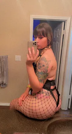 OnlyFans account  minnesotamilf avatar 1