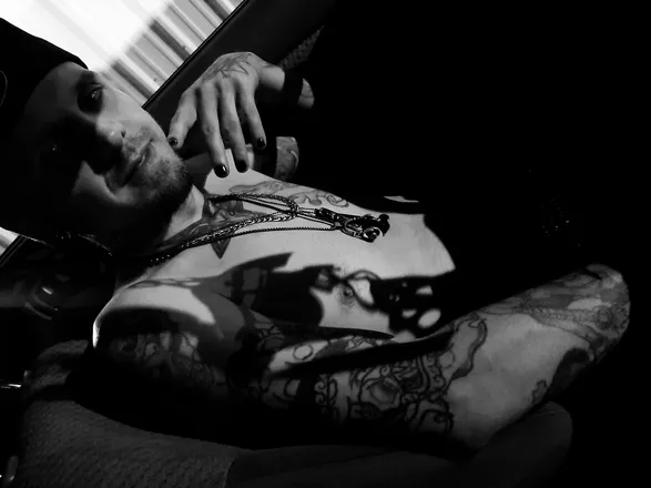 OnlyFans cuenta whitetrashwhiteboi header 2