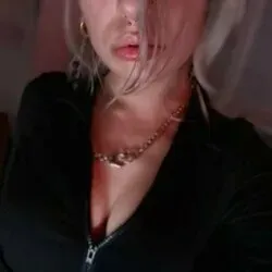 OnlyFans account  magicmireya avatar 1