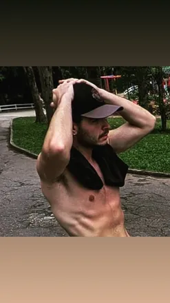 OnlyFans cuenta fern4ndomendes header 2