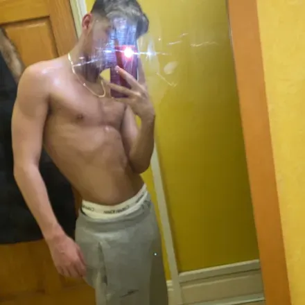 OnlyFans cuenta lucaspeach0 avatar 1