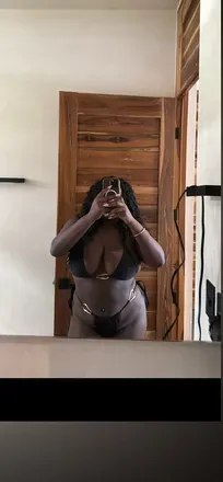 OnlyFans cuenta naominoirxo header 2