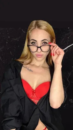 OnlyFans cuenta miss_v1cky avatar 1