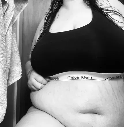 OnlyFans cuenta taylortummy avatar 1