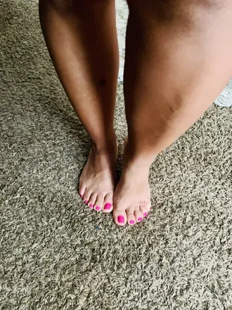 OnlyFans account  lola.nextdoor avatar 1