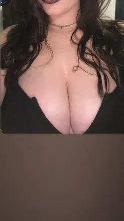 OnlyFans cuenta majestic_ruins header 2