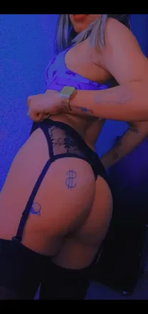 OnlyFans cuenta esmee.styles header 2