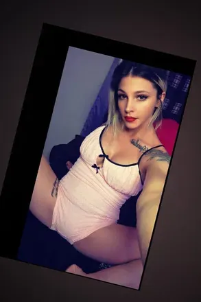 OnlyFans cuenta blondebaddie715 avatar 1