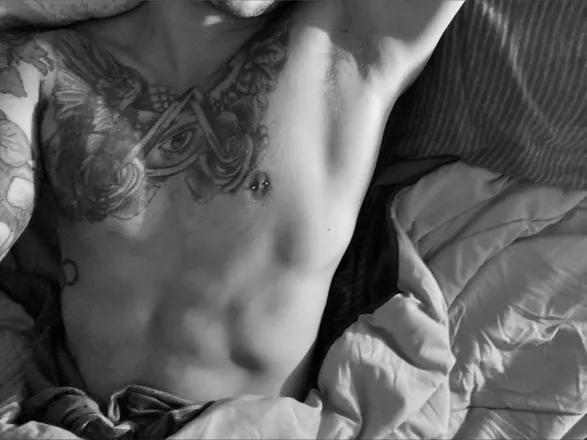 OnlyFans cuenta leirbag7 header 2