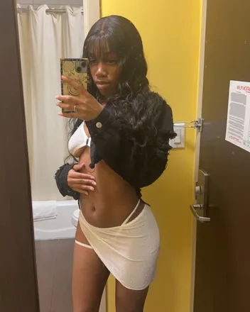 OnlyFans cuenta missmarieejayy header 2