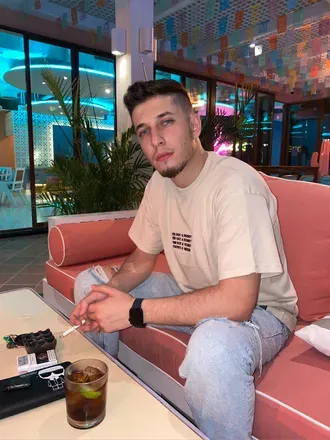 OnlyFans account  f.jms avatar 1
