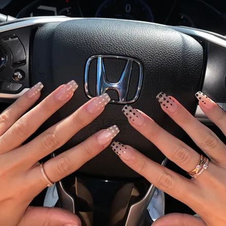 OnlyFans cuenta tootsiesontootsies header 2