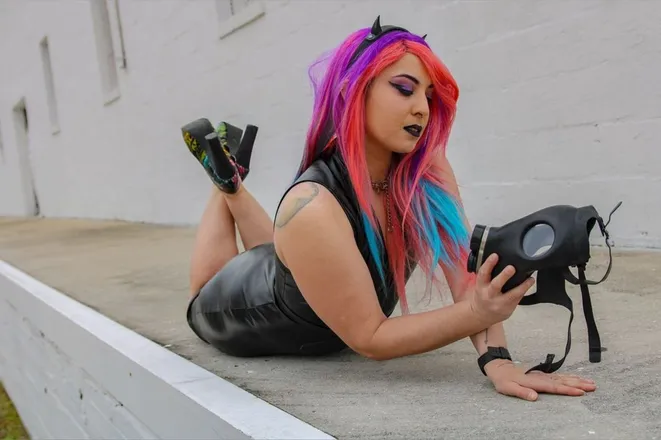 OnlyFans cuenta nikole_raven header 2