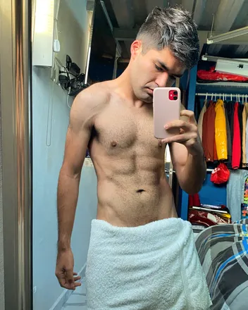 OnlyFans cuenta titojr1997 header 2