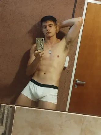 OnlyFans cuenta thomas3romano avatar 1