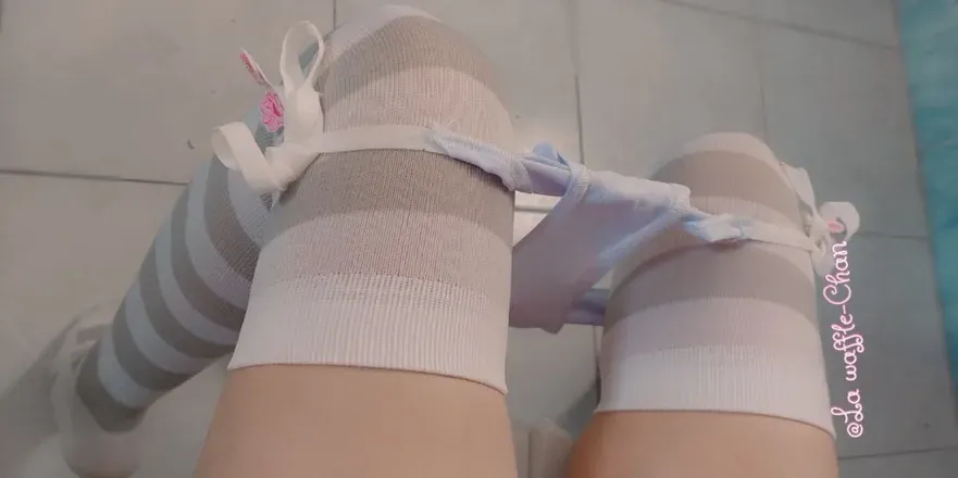 OnlyFans account  lawafflechan header 2