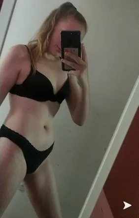 OnlyFans cuenta angela865 header 2