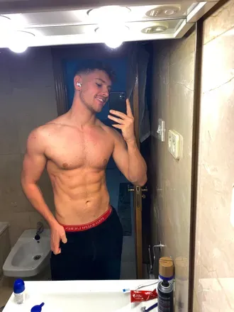 OnlyFans cuenta u270011565 avatar 1